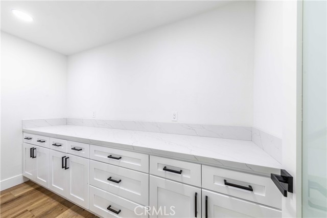 6abe702e 4fdd 48f0 B36e 3e5a6c187af8