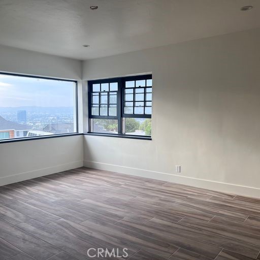 Detail Gallery Image 7 of 12 For 5266 Veronica St, Los Angeles,  CA 90008 - 3 Beds | 3 Baths