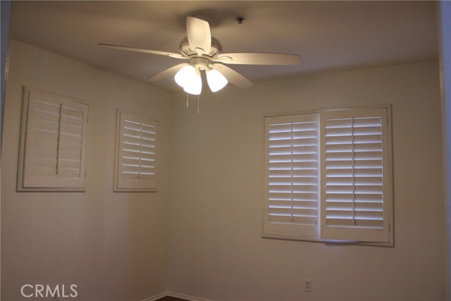 563 E City Court, Anaheim CA: https://media.crmls.org/medias/6abf7a53-680a-4ebb-afa8-f40d854912d8.jpg