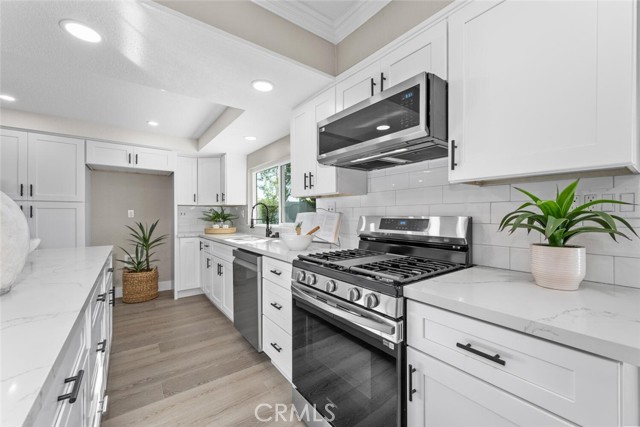 Detail Gallery Image 15 of 67 For 5122 Toulouse Dr, La Palma,  CA 90623 - 5 Beds | 3 Baths