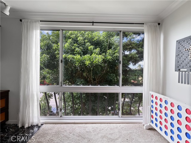 12720 Burbank Boulevard, Valley Village CA: https://media.crmls.org/medias/6ac08743-9826-45ce-ad20-b42ff43e5619.jpg