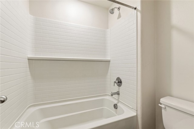 Detail Gallery Image 34 of 51 For 3503 Running Brook, Madera,  CA 93637 - 5 Beds | 2/1 Baths