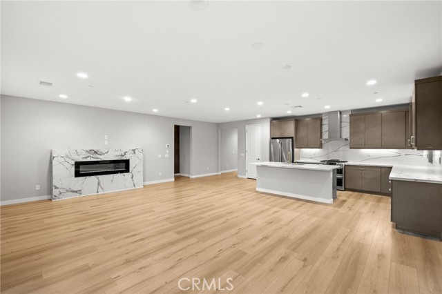 Image 28 of 60 For 431 Daniella Way