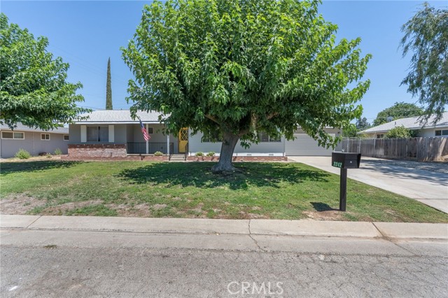 Detail Gallery Image 1 of 29 For 3242 Laura Ave, Merced,  CA 95340 - 3 Beds | 1/1 Baths