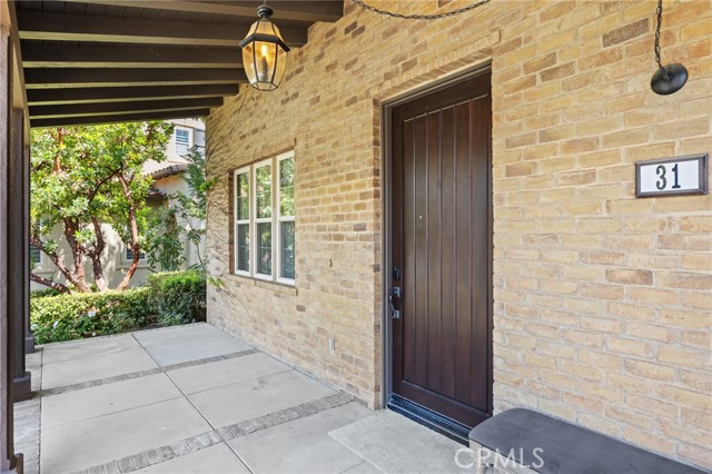 31 Prairie, Irvine CA: https://media.crmls.org/medias/6ac3a54f-59b3-4a41-9c23-f6f69f181529.jpg