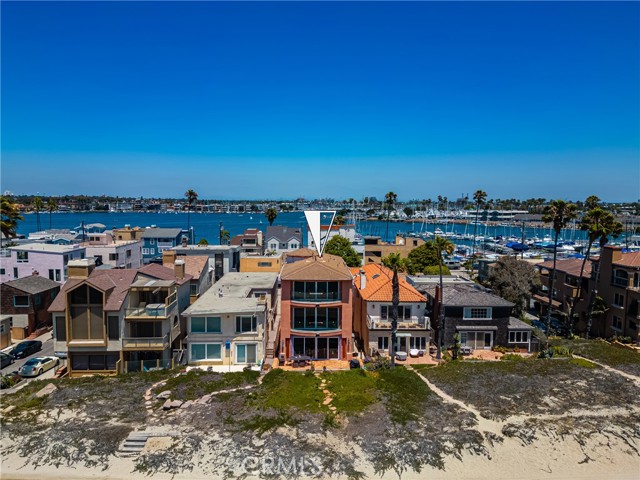 6915 E Seaside, Long Beach CA: https://media.crmls.org/medias/6ac410b8-1356-4ea7-84ff-8424c5668a96.jpg