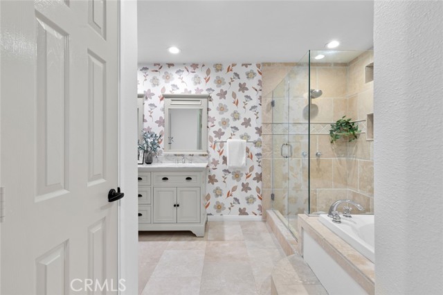 Detail Gallery Image 39 of 47 For 16751 Cooper Ln, Huntington Beach,  CA 92647 - 4 Beds | 4 Baths