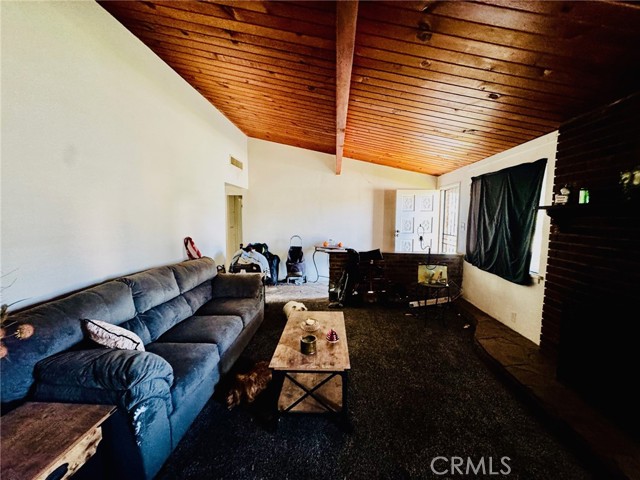 Detail Gallery Image 6 of 15 For 2901 Wenatchee, Bakersfield,  CA 93306 - 3 Beds | 2 Baths