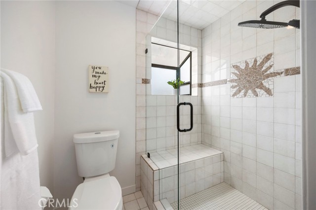 2299 N Legion Drive, Signal Hill CA: https://media.crmls.org/medias/6ac4ff2f-127c-4954-891d-33c9a66da4de.jpg