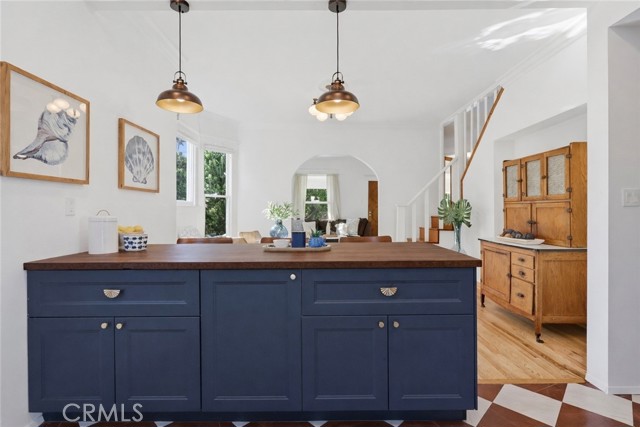 Detail Gallery Image 16 of 66 For 242 W 17th St, San Pedro,  CA 90731 - 4 Beds | 3/1 Baths