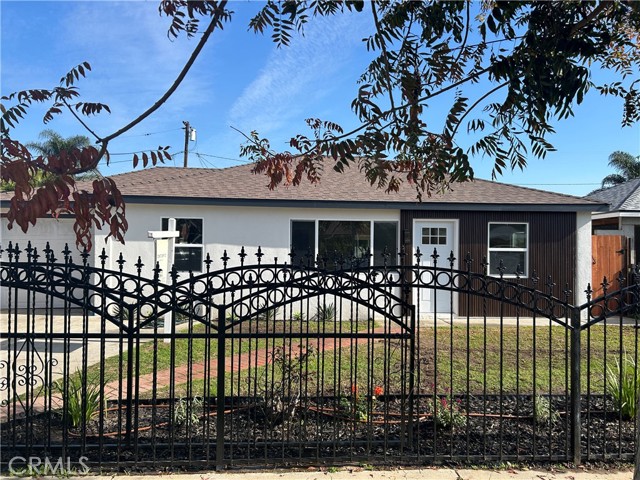 Detail Gallery Image 3 of 3 For 22428 Neptune, Carson,  CA 90745 - 4 Beds | 2 Baths