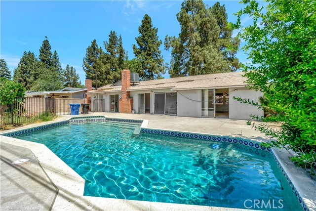 Detail Gallery Image 1 of 28 For 22942 Elkwood St, West Hills,  CA 91304 - 4 Beds | 2 Baths