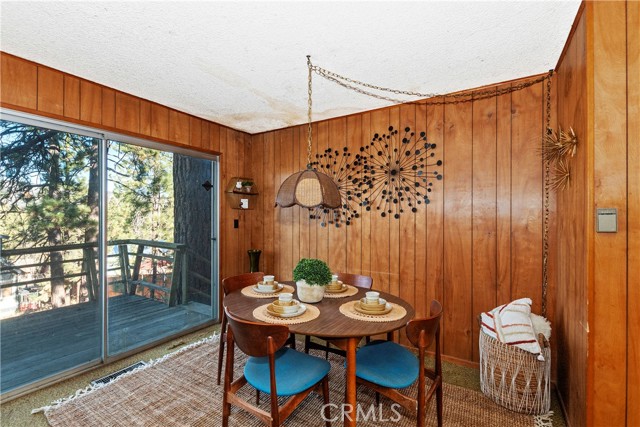 Detail Gallery Image 9 of 39 For 40192 Narrow Ln, Big Bear Lake,  CA 92315 - 3 Beds | 2 Baths