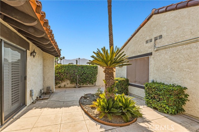 Detail Gallery Image 5 of 40 For 61 Calle Solano, Rancho Mirage,  CA 92270 - 3 Beds | 3/1 Baths