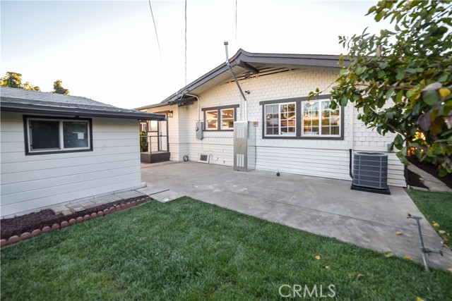 748 N Kenmore, Los Angeles CA: https://media.crmls.org/medias/6ac72974-83b7-4aa3-82cb-c4ecbe6760b3.jpg