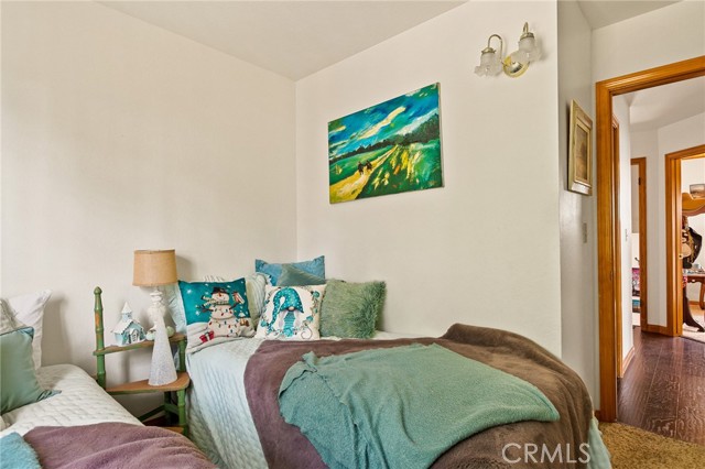 Detail Gallery Image 22 of 34 For 30969 Summit Dr, Running Springs,  CA 92382 - 4 Beds | 2/1 Baths