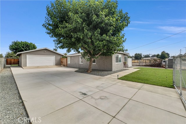 11467 64th Street, Jurupa Valley CA: https://media.crmls.org/medias/6ac8232c-275d-404e-88cf-8020fee69834.jpg