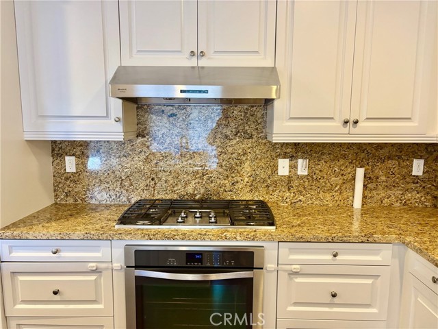 Detail Gallery Image 8 of 33 For 435 Golden Bear Ln, Upland,  CA 91786 - 4 Beds | 2/1 Baths