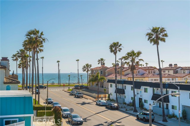 Detail Gallery Image 44 of 50 For 206 16th St, Huntington Beach,  CA 92648 - 3 Beds | 2/2 Baths