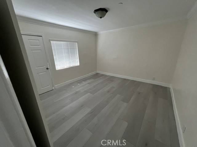 https://media.crmls.org/medias/6ac8b1e1-5c57-46c8-95c9-0b9729b21eef.jpg?preset=X-Large