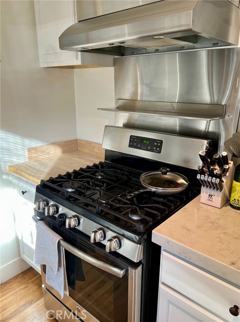 Detail Gallery Image 7 of 14 For 4319 Bel Aire, La Canada Flintridge,  CA 91011 - 2 Beds | 1 Baths