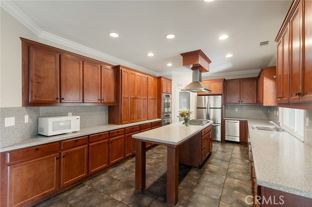 Detail Gallery Image 19 of 47 For 3510 Iron Canyon, Stockton,  CA 95209 - 5 Beds | 3 Baths