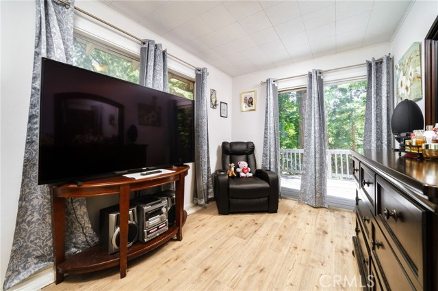 Detail Gallery Image 20 of 46 For 693 Ca 138, Crestline,  CA 92325 - 3 Beds | 2 Baths