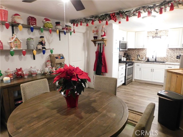 Detail Gallery Image 10 of 53 For 10350 Baseline #55,  Alta Loma,  CA 91701 - 3 Beds | 2 Baths