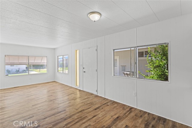 Detail Gallery Image 12 of 39 For 5800 Hamner Ave #178,  Corona,  CA 91752 - 3 Beds | 2 Baths