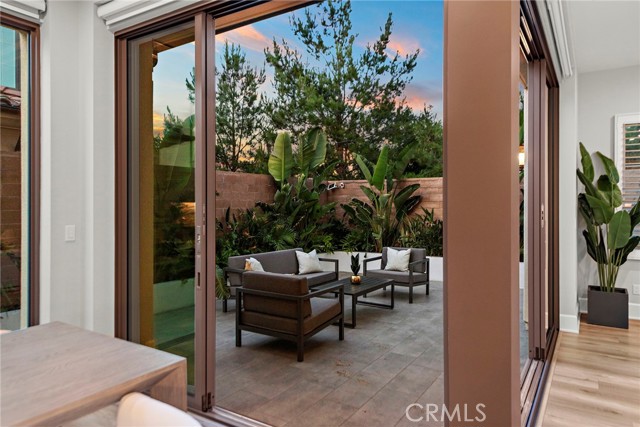 Detail Gallery Image 16 of 45 For 101 Artista, Irvine,  CA 92602 - 4 Beds | 4 Baths