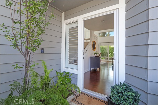 3 Primrose, Aliso Viejo CA: https://media.crmls.org/medias/6accc5be-224e-4999-920f-5758e8a89ea0.jpg