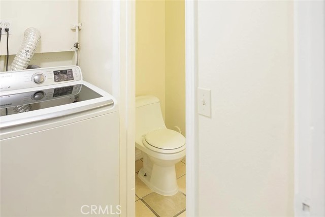 Detail Gallery Image 9 of 39 For 11115 Slater a,  Fountain Valley,  CA 92708 - 3 Beds | 2/1 Baths