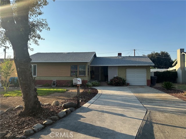 2481 Prospect Avenue, Riverside CA: https://media.crmls.org/medias/6acd6359-8533-4926-96d4-299afb118be0.jpg