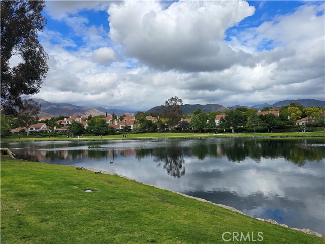 33 Calle Maria, Rancho Santa Margarita CA: https://media.crmls.org/medias/6acd9d36-fa44-4ec0-9fd5-8c4cc92dcbc9.jpg