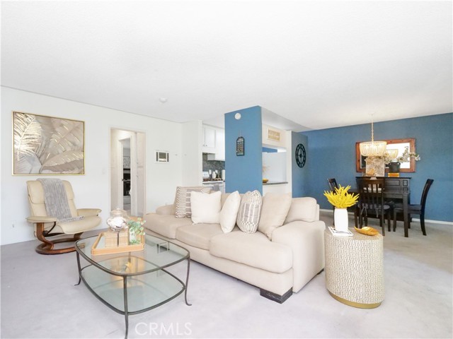 635 Prospect Avenue, Redondo Beach, California 90277, 2 Bedrooms Bedrooms, ,2 BathroomsBathrooms,Residential,For Sale,Prospect,IN25120437