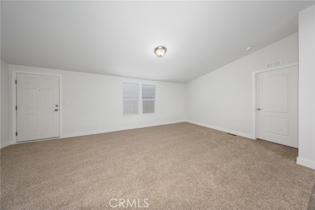 Detail Gallery Image 10 of 32 For 1855 E Riverside Dr #252,  Ontario,  CA 91761 - 3 Beds | 2 Baths