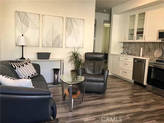 Detail Gallery Image 42 of 47 For 48 57th Pl, Long Beach,  CA 90803 - 5 Beds | 3/1 Baths