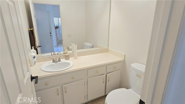 Detail Gallery Image 25 of 35 For 10387 Crossing Green Cir, Moreno Valley,  CA 92557 - 4 Beds | 2/1 Baths