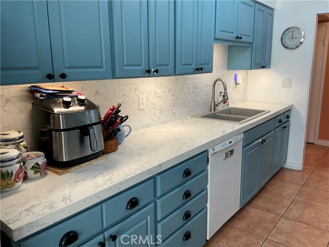2620 2nd Avenue, San Diego CA: https://media.crmls.org/medias/6ace976d-97d0-496b-abab-d43c74d088e8.jpg