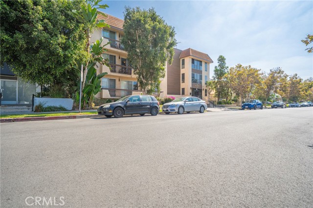 Detail Gallery Image 29 of 52 For 104 S Hayworth Ave #204,  Los Angeles,  CA 90048 - 2 Beds | 2 Baths