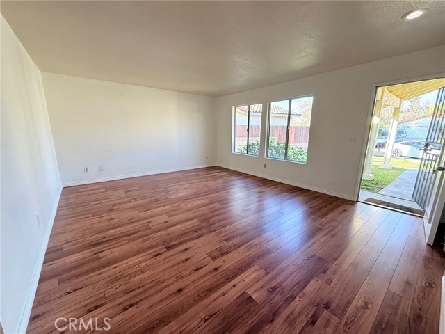 Detail Gallery Image 3 of 21 For 2020 Sarah Ct, West Covina,  CA 91792 - 3 Beds | 2 Baths