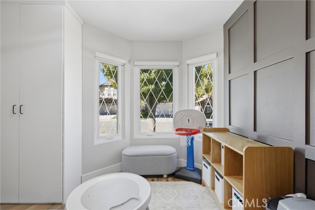 26764 Pamela Dr photo 15