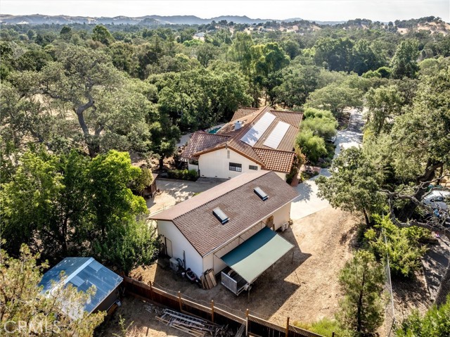 Detail Gallery Image 8 of 49 For 9650 Carmelita Ave, Atascadero,  CA 93422 - 4 Beds | 3 Baths