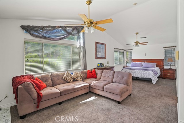 26012 Franklin Lane, Stevenson Ranch CA: https://media.crmls.org/medias/6acf6459-eb7a-4051-9609-920bc6b526e2.jpg