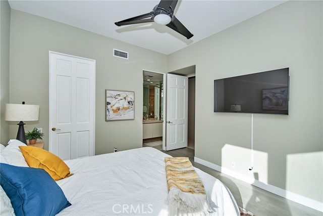 44980 Olympic Court, Indian Wells CA: https://media.crmls.org/medias/6acf8388-3aff-4d3a-9d58-550217a7adbf.jpg