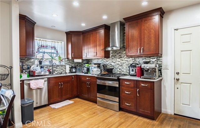 Detail Gallery Image 11 of 17 For 1639 Walnut, San Gabriel,  CA 91776 - 3 Beds | 2 Baths