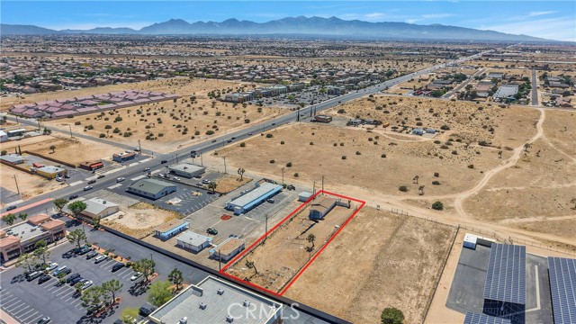 9777 Tamarisk Avenue, Hesperia, California 92345, ,Commercial Sale,For Sale,9777 Tamarisk Avenue,CRHD25111922