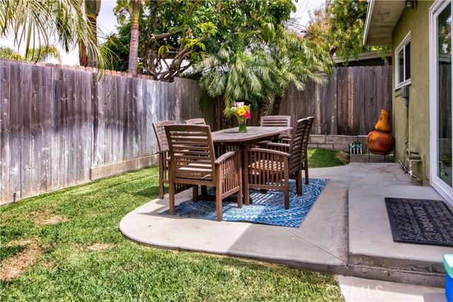 236 W Mariposa, San Clemente CA: https://media.crmls.org/medias/6ad1671b-c31f-4084-a1d8-fd0c49ab1881.jpg