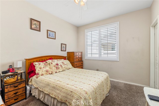 16767 Desert Lily Street, Victorville CA: https://media.crmls.org/medias/6ad1d7cd-5c29-4d11-b48c-ddb166fce383.jpg