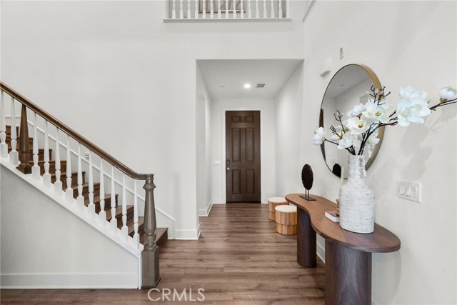 19162 Lauren Lane, Saugus CA: https://media.crmls.org/medias/6ad1d970-4d06-44bb-8fbe-23903c19df8e.jpg